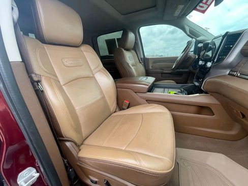 Used 2023 RAM 2500 Limited image 28