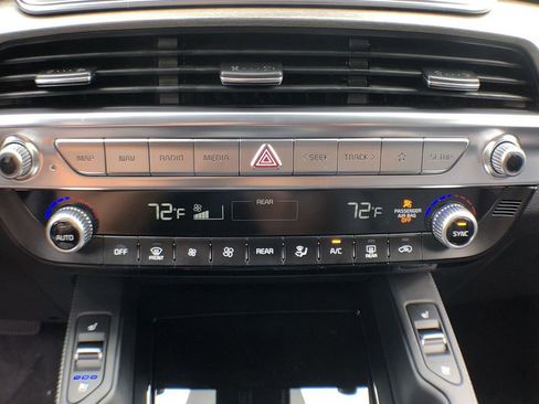 Used 2022 Kia Telluride EX w/ EX Premium Package image 52