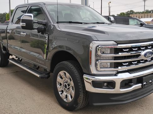New 2026 Ford F350 Lariat w/ Chrome Package AWD/4WD image 4