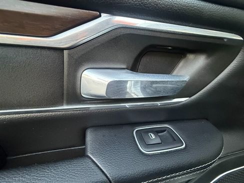 Used 2021 RAM 1500 Laramie AWD/4WD image 29