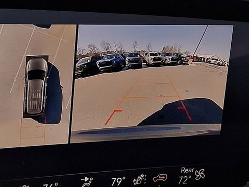 Used 2025 Buick Enclave Preferred image 18