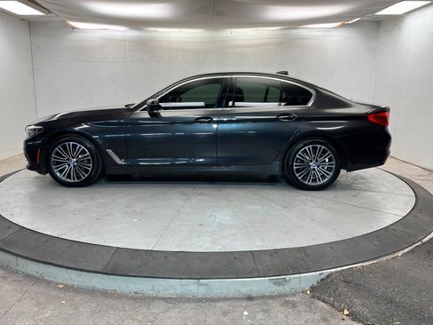 Used 2019 BMW 530i xDrive w/ Convenience Package image 2