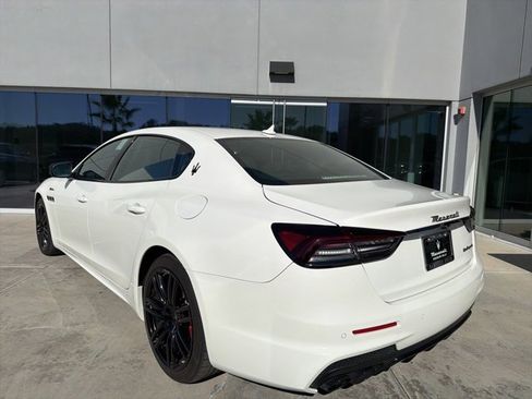 Used 2023 Maserati Quattroporte Modena image 6