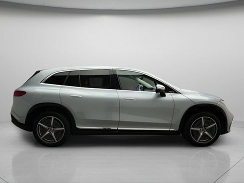 Used 2023 Mercedes-Benz EQS 580 4MATIC SUV image 7