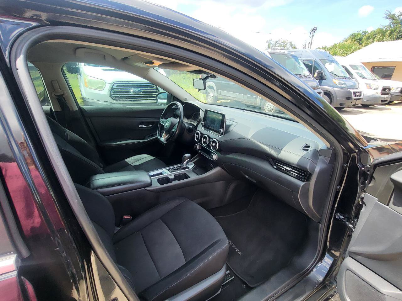 Used 2021 Nissan Sentra SV FWD image 17