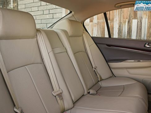 Used 2012 INFINITI G37 x w/ Premium Pkg image 21