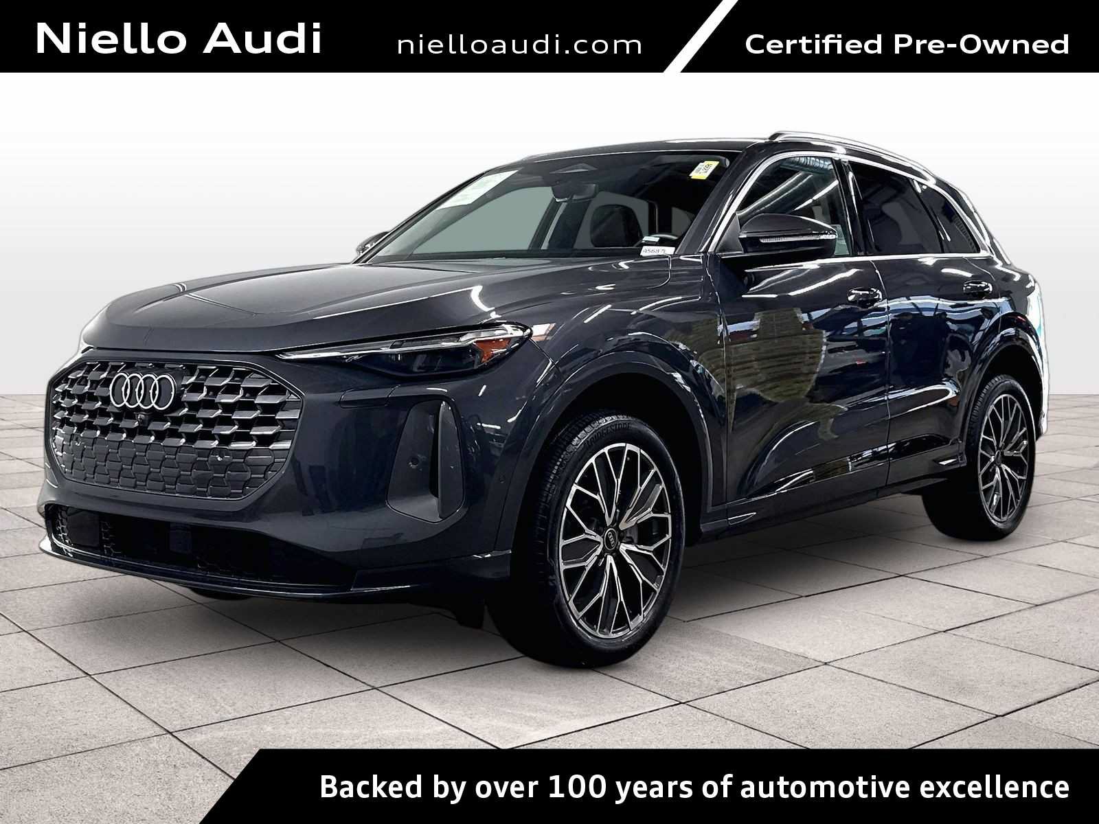 Used 2025 Audi Q5 Premium Plus AWD/4WD image 1