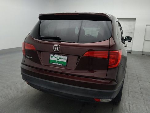 Used 2017 Honda Pilot EX image 7