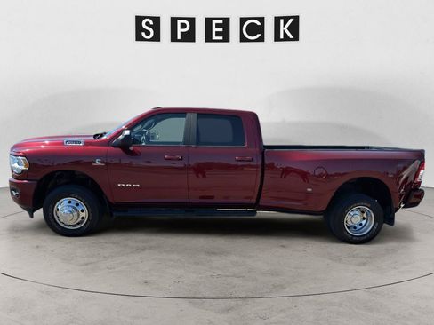Used 2022 RAM 3500 Big Horn w/ Level 1 Equipment Group AWD/4WD image 2
