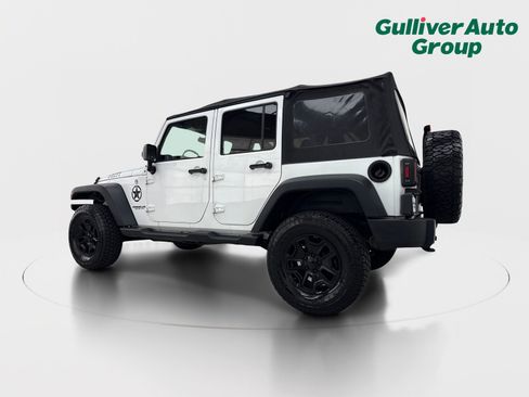 Used 2017 Jeep Wrangler Unlimited Sport AWD/4WD image 4
