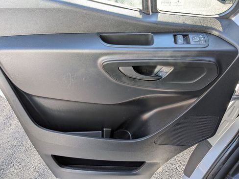 Used 2020 Mercedes-Benz Sprinter 2500 image 14