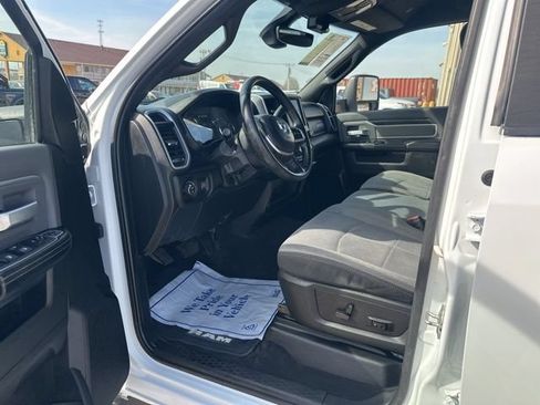 Used 2023 RAM 2500 Big Horn w/ Level 1 Equipment Group AWD/4WD image 14