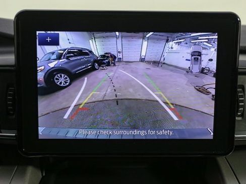 Used 2023 Ford Explorer XLT w/ Equipment Group 202A image 25