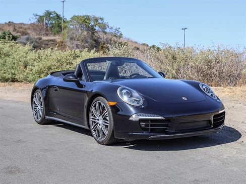 Used 2015 Porsche 911 Carrera 4S AWD/4WD image 8