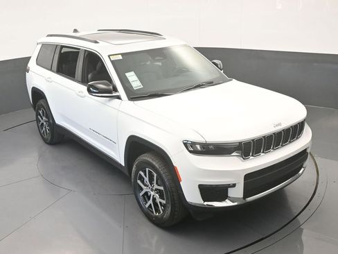 New 2025 Jeep Grand Cherokee L Limited image 54