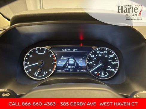 Certified 2025 Nissan Rogue SV image 16