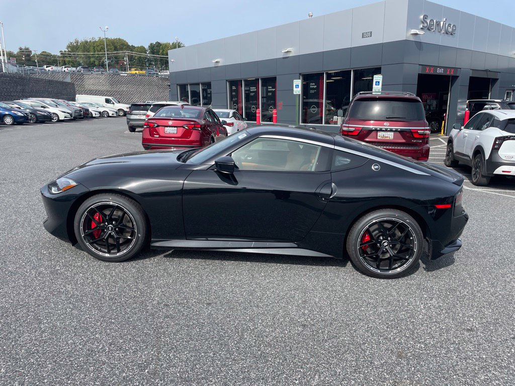 New 2027 Nissan Z Performance RWD image 4