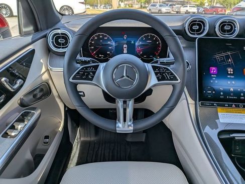 New 2026 Mercedes-Benz GLC 300 image 17