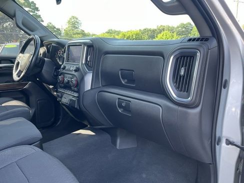 Used 2020 Chevrolet Silverado 1500 LT w/ Texas Edition image 17