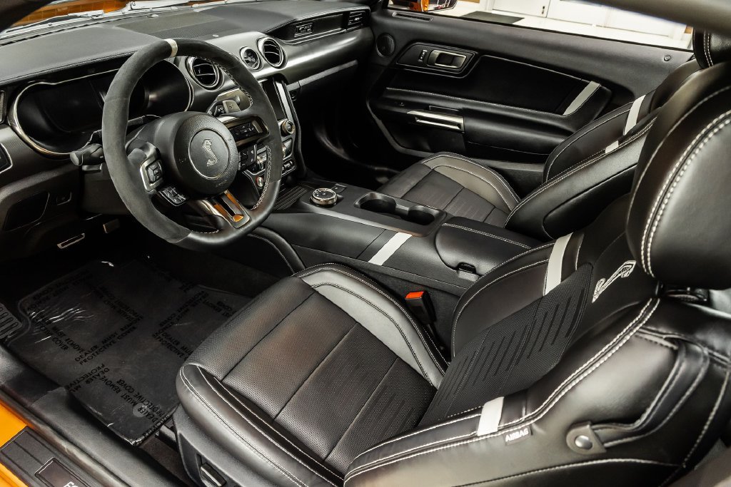 Used 2020 Ford Mustang Shelby GT500 w/ Technology Package RWD image 19