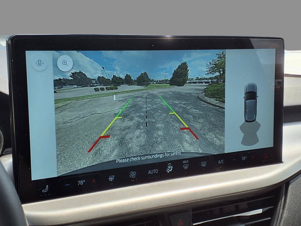 New 2024 Ford Escape SE FWD image 24
