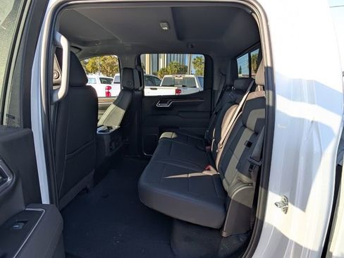 New 2026 Chevrolet Silverado 1500 RST w/ Redline Edition AWD/4WD image 6