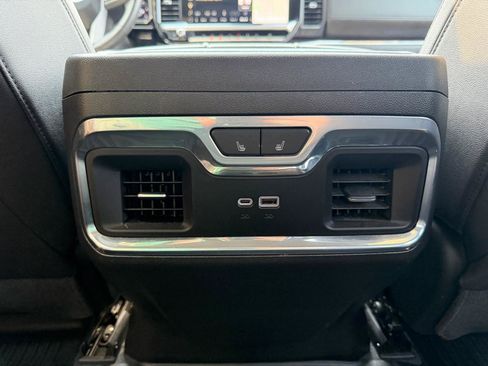 Used 2023 GMC Sierra 1500 SLT w/ SLT Premium Plus Package AWD/4WD image 22