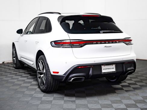 New 2026 Porsche Macan image 3