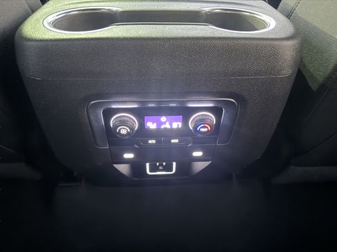 Used 2023 Chevrolet Tahoe LT image 41