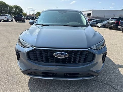 Used 2023 Ford Escape Active w/ Tech Pack #2 AWD/4WD image 12
