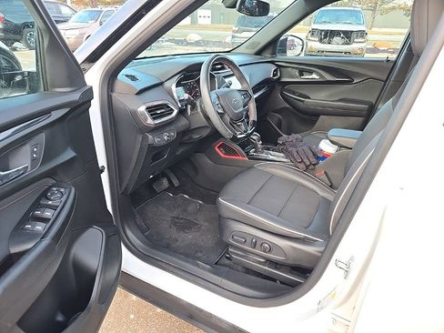 Certified 2023 Chevrolet TrailBlazer RS image 9