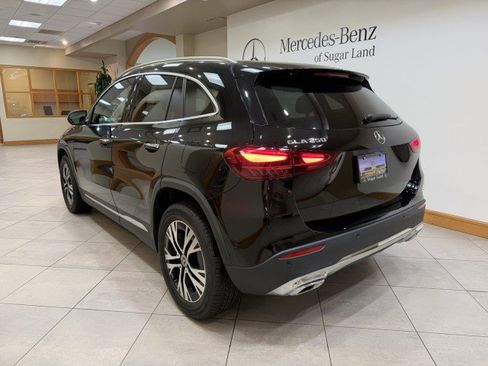 Certified 2025 Mercedes-Benz GLA 250 image 3