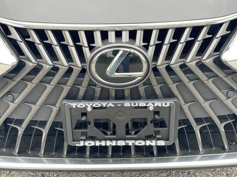 Used 2024 Lexus ES 300h w/ Premium Package FWD image 19