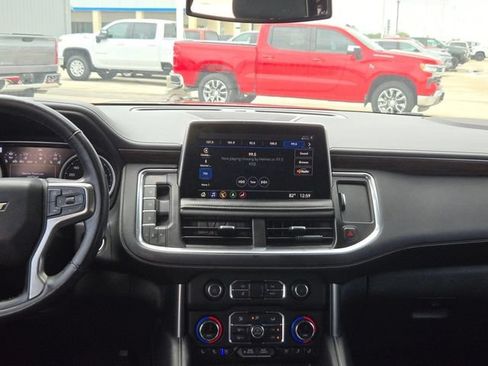 Used 2021 Chevrolet Tahoe Premier RWD image 17