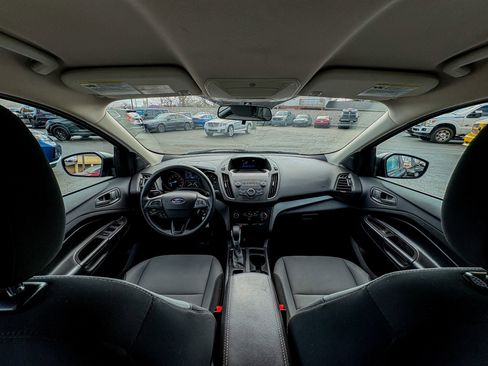 Used 2019 Ford Escape S image 28