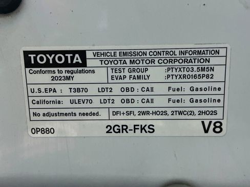 Used 2023 Toyota Tacoma TRD Off-Road w/ Black Out Package (TMS) AWD/4WD image 19