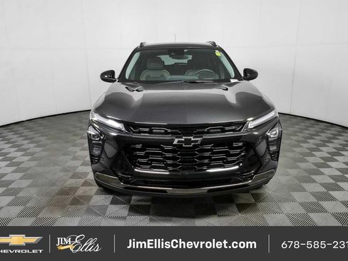 Certified 2025 Chevrolet Trax ACTIV w/ Driver Confidence Package FWD image 2