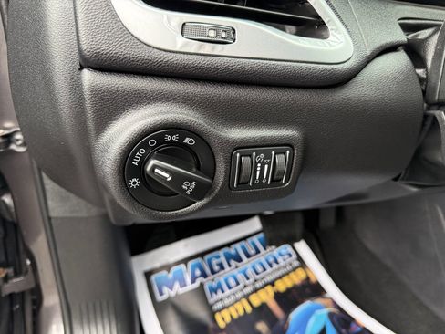 Used 2014 Dodge Dart Limited w/ Technology Group FWD image 19