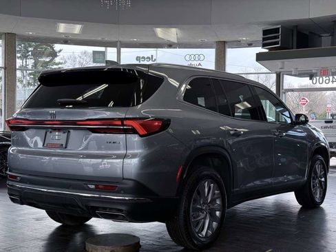 Used 2026 Buick Enclave Preferred FWD image 19