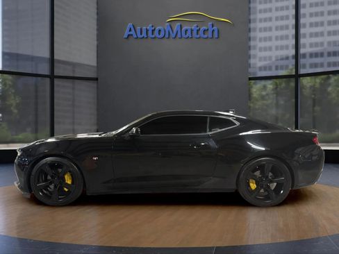 Used 2017 Chevrolet Camaro LT w/ RS Package RWD image 6