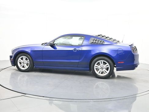 Used 2013 Ford Mustang Coupe image 10