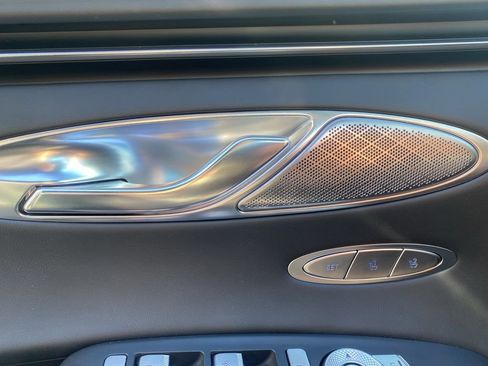 Certified 2025 Genesis GV70 3.5T Sport w/ Sport Advanced Package image 32