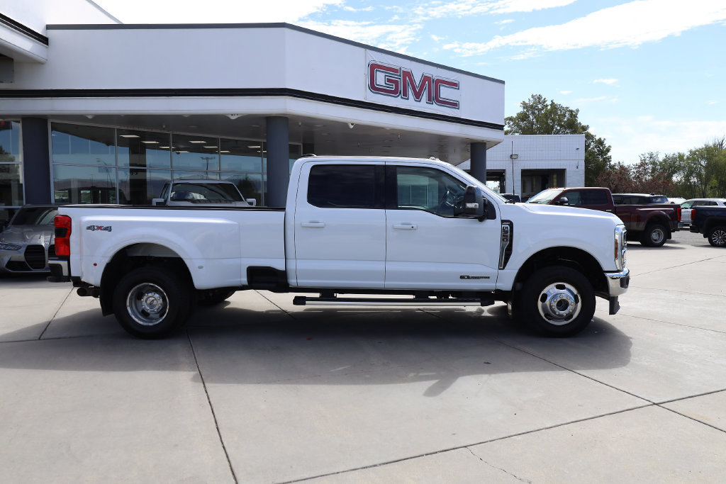 Used 2024 Ford F350 Lariat AWD/4WD image 7