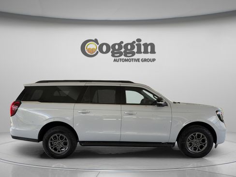 New 2026 Ford Expedition Max Active RWD image 6