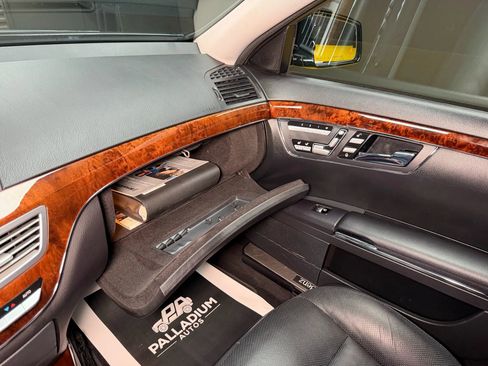 Used 2013 Mercedes-Benz S 550 w/ Sport Pkg Plus One image 50