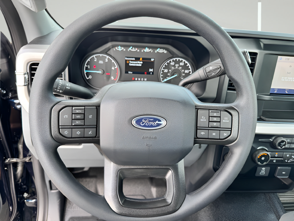 Used 2025 Ford F350 XL w/ 360-Degree Camera Package RWD image 14