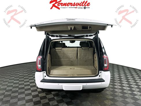 Used 2017 GMC Yukon SLT image 29