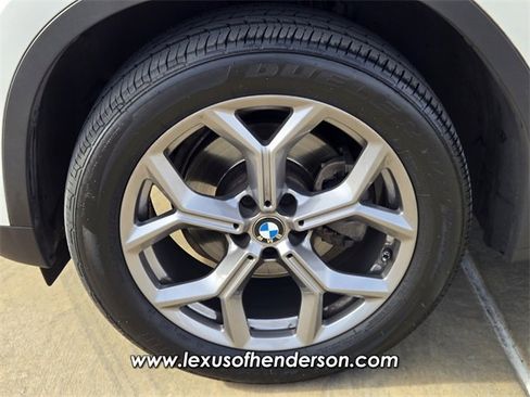 Used 2022 BMW X3 xDrive30i w/ Convenience Package w/ZPA image 9