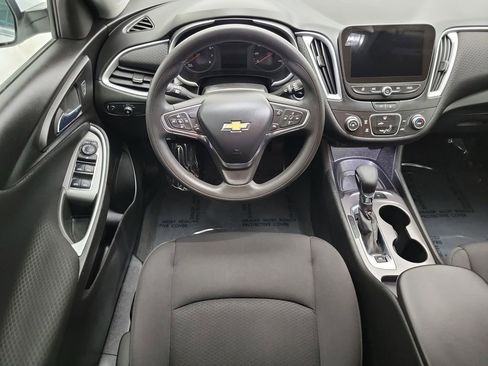 Used 2024 Chevrolet Malibu LS FWD image 10
