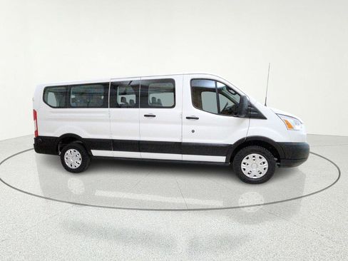 Used 2019 Ford Transit 350 XLT image 10